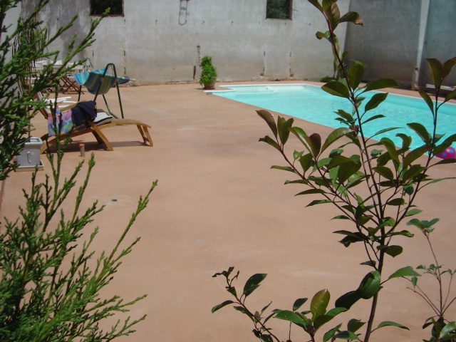 Béton quartz lissé hélicoptére - plage de piscine